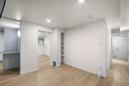 Hallway Photo of 1660 Charland Avenue, Coquitlam, BC