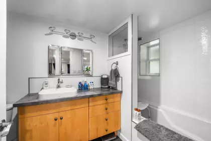 Hot Tub / Spa Photo of 1660 Charland Avenue, Coquitlam, BC