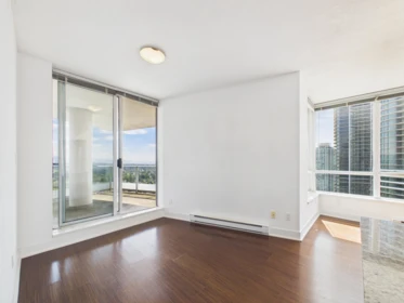 3106 4808 Hazel Street, Burnaby, BC, Burnaby — Apartment/Condo for sale