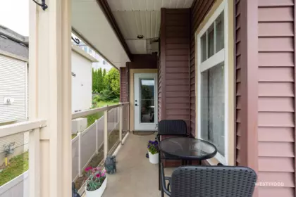 Garage Interior Photo of 45965 Weeden Drive, Chilliwack, BC