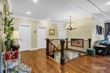 Hallway Photo of 45965 Weeden Drive, Chilliwack, BC