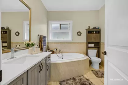 Laundry Room Photo of 45965 Weeden Drive, Chilliwack, BC