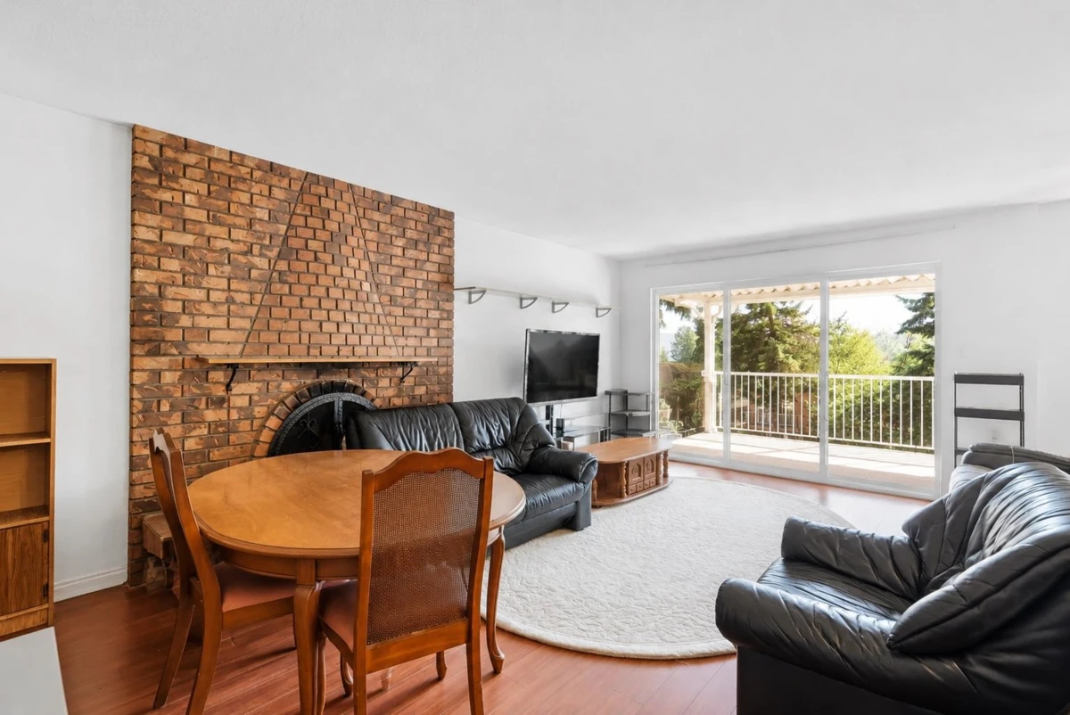 Living Room Photo of 45 N Stratford Avenue, Burnaby, BC