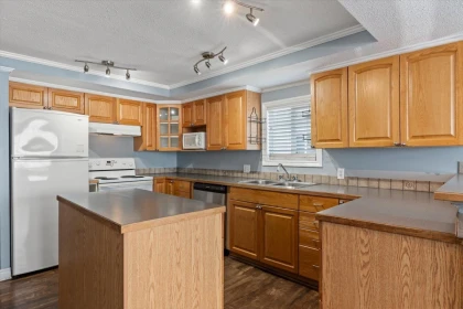10 45640 Watson Road, Chilliwack, BC, Chilliwack — Manufactured Home for sale