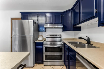 Kitchen Island Photo of 15 11125 232nd Street, Maple Ridge, BC