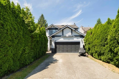 9477 209 Street, Langley, BC, Langley — Single Family Residence for sale