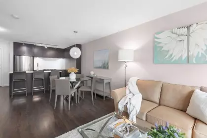 301 1673 Lloyd Avenue, North Vancouver, BC, North Vancouver — Apartment/Condo for sale
