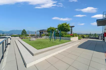 Swimming Pool Photo of 406 4408 Cambie Street, Vancouver, BC
