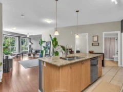 402 285 Ross Drive, New Westminster, BC