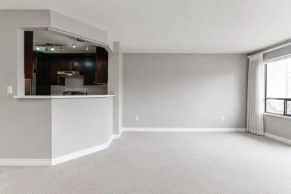 Breakfast Nook Photo of 207 33233 Bourquin Crescent, Abbotsford, BC