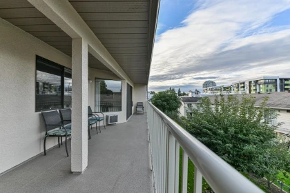 Loft / Bonus Room Photo of 207 33233 Bourquin Crescent, Abbotsford, BC