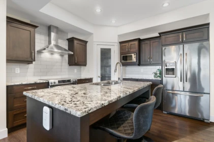 Kitchen Photo of 5486 Maclachlan Place, Chilliwack, BC