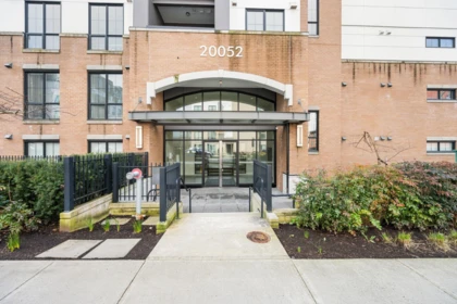 202 20052 83a Avenue, Langley, BC, Langley — Apartment/Condo for sale