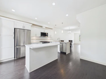 Kitchen Photo of 71 2469 164 Street, Surrey, BC