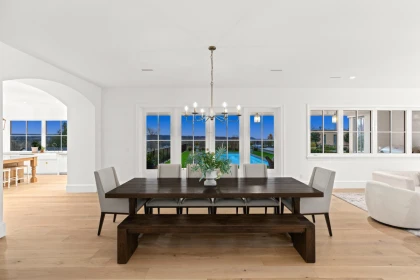 Kitchen Island Photo of 18238 20 Avenue, Surrey, BC