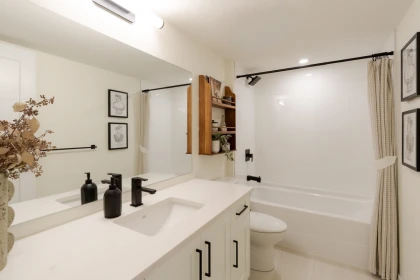 Primary Bathroom Photo of 8409 207a Street, Langley, BC