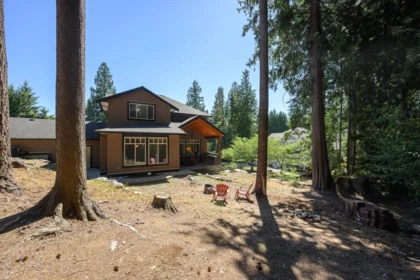 Swimming Pool Photo of 2475 Leggett Drive, Port Moody, BC