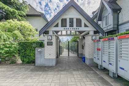 7903 Oak Street, Vancouver, BC, Vancouver — Townhouse for sale