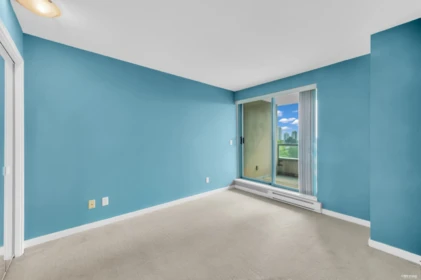 Office / Den Photo of 802 6611 Southoaks Crescent, Burnaby, BC