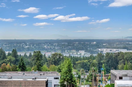 Outdoor Patio Photo of 802 6611 Southoaks Crescent, Burnaby, BC