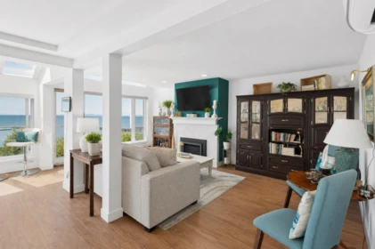 Breakfast Nook Photo of 202 15165 Marine Drive, White Rock, BC