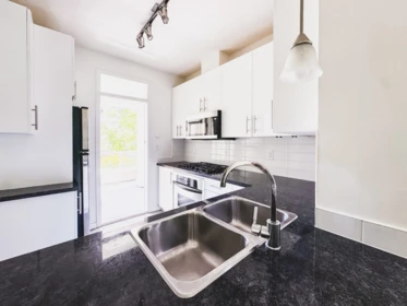 Kitchen Island Photo of 210 3651 Foster Avenue, Vancouver, BC