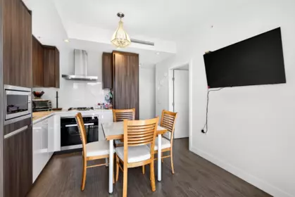 Kitchen Photo of 1410 8133 Cook Road, Richmond, BC
