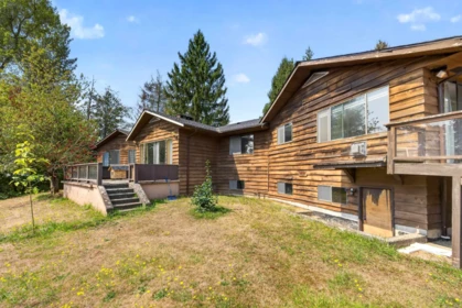 Swimming Pool Photo of 24694 21b Avenue, Langley, BC