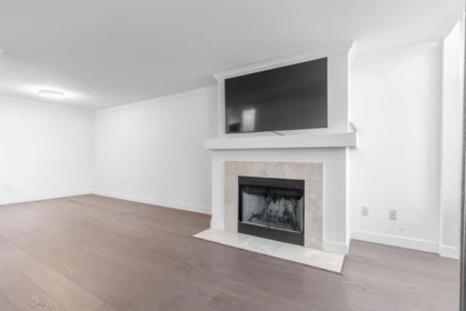 105 7471 Blundell Road, Richmond, BC, Richmond — Apartment/Condo for sale