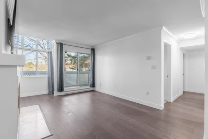 105 7471 Blundell Road, Richmond, BC, Richmond — Apartment/Condo for sale