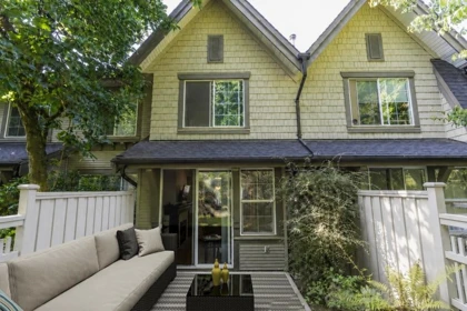 19 8415 Cumberland Place, Burnaby, BC, Burnaby — Townhouse for sale