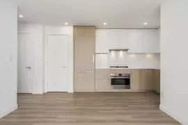 2801 9675 King George Boulevard, Surrey, BC