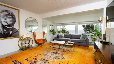 Living Room Photo of 6221 Sunshine Coast Highway, Sechelt, BC
