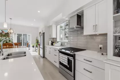 Kitchen Island Photo of 36 14499 64 Avenue, Surrey, BC