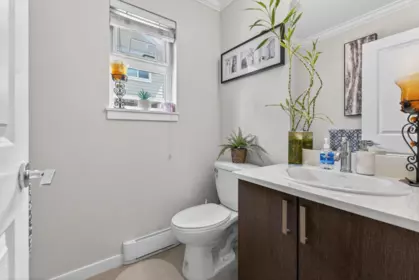 Hallway Photo of 14 1111 Ewen Avenue, New Westminster, BC