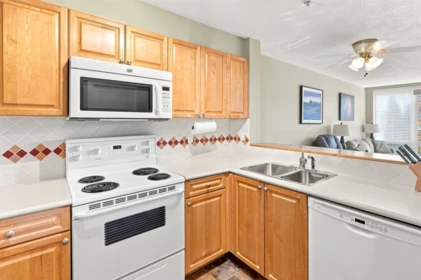 Breakfast Nook Photo of 206 5800 Andrews Road, Richmond, BC