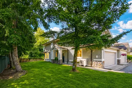 18 6950 120 Street, Surrey, BC, Surrey — Townhouse for sale
