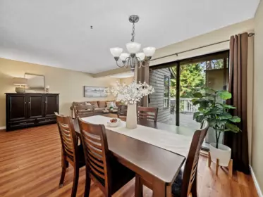 Breakfast Nook Photo of 1789 Lilac Drive, White Rock, BC
