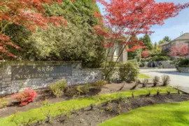 38 8868 16th Avenue, Burnaby, BC