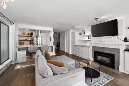 Family Room Photo of 101 1702 Chesterfield Avenue, North Vancouver, BC