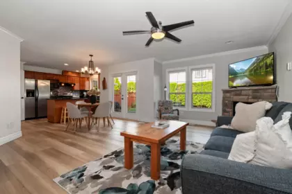 Family Room Photo of 4 44523 Mclaren Drive, Chilliwack, BC