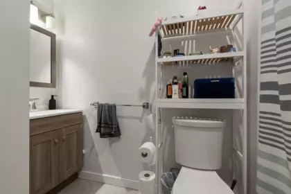 Powder Room Photo of 4 44523 Mclaren Drive, Chilliwack, BC