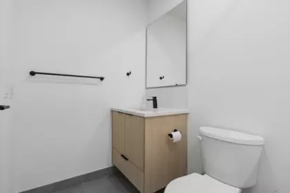Guest Bathroom Photo of 303 333 St. Davids Avenue, North Vancouver, BC