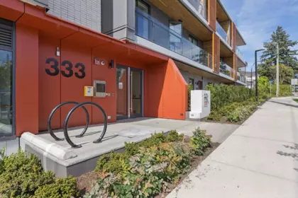 Outdoor Patio Photo of 303 333 St. Davids Avenue, North Vancouver, BC