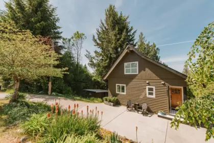 Outdoor Patio Photo of 4981 Geer Road, Sechelt, BC