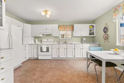 Primary Bedroom Photo of 8140 Robinson Road, Richmond, BC