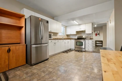 Laundry Room Photo of 9511 160 Street, Surrey, BC