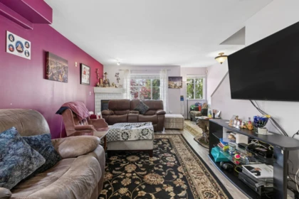 Kitchen Photo of 28 12110 75a Avenue, Surrey, BC