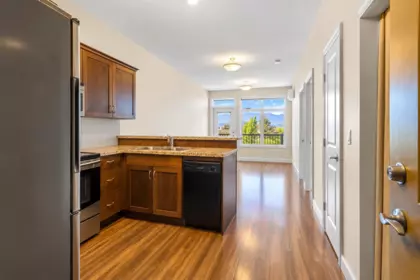 Kitchen Photo of 415 8531 Young Road, Chilliwack, BC