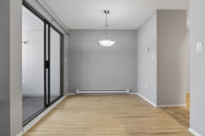 Breakfast Nook Photo of 203 1410 Blackwood Street, White Rock, BC